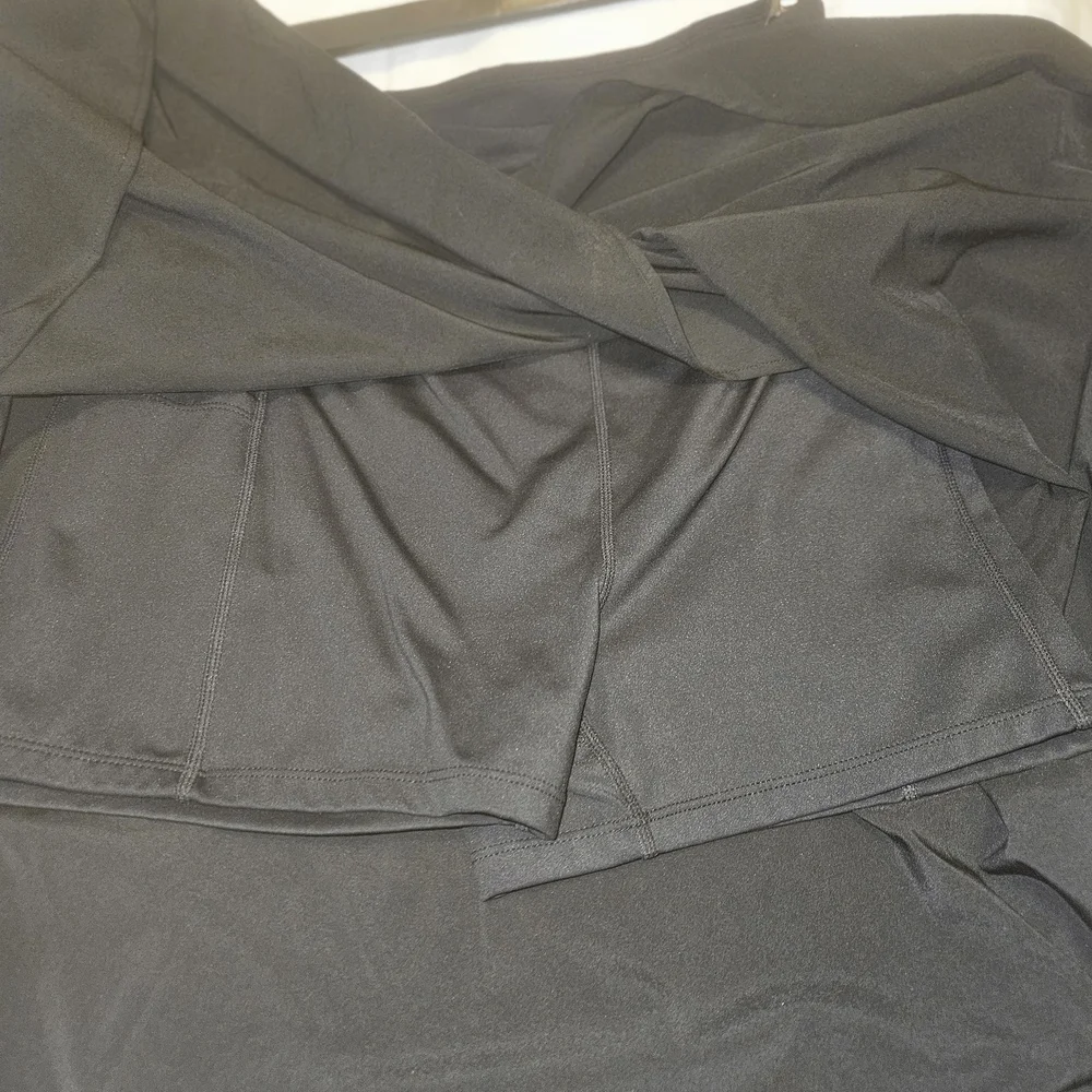 Classic Black A-Line Skirt With Shorts Under Skirt - Picture 3 of 4